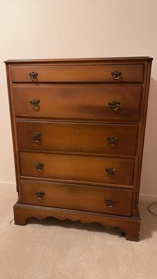 Early Americana Style Five Drawer Dresser