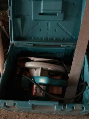 Makita electric saw