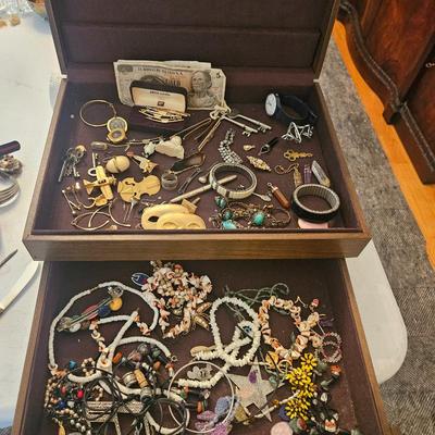 Sale Photo Thumbnail #161
