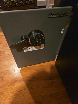 Sale Photo Thumbnail #162