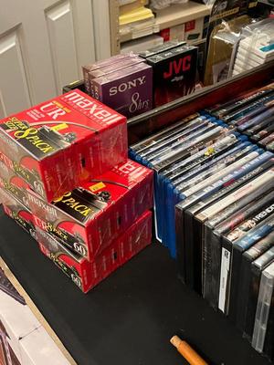 Sale Photo Thumbnail #77