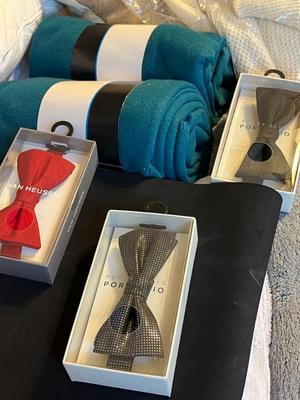 Sale Photo Thumbnail #382