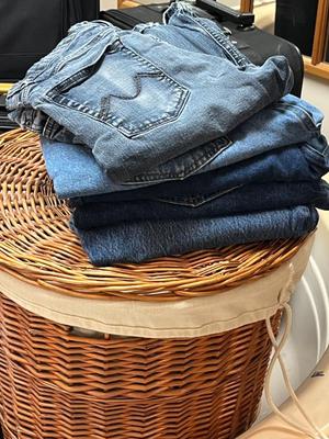 Sale Photo Thumbnail #398