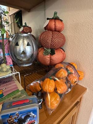 Sale Photo Thumbnail #597