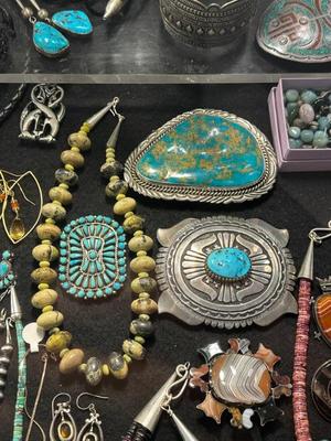 Sale Photo Thumbnail #140