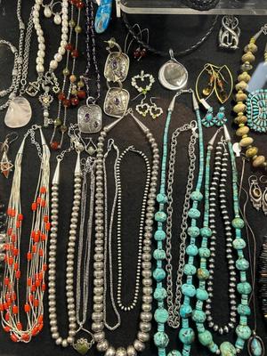 Sale Photo Thumbnail #129