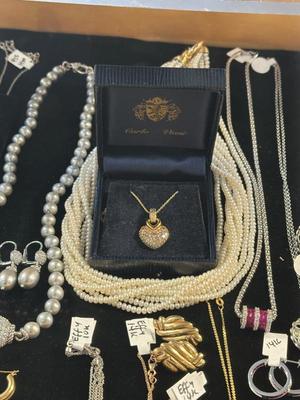 Sale Photo Thumbnail #122