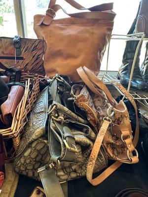 Sale Photo Thumbnail #746