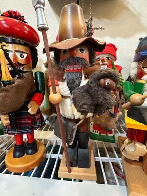 Sale Photo Thumbnail #247