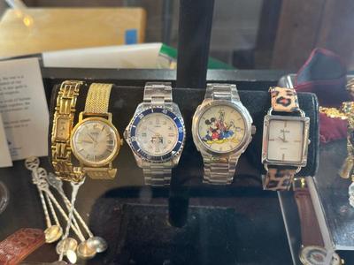 Sale Photo Thumbnail #154