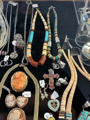 Sale Photo Thumbnail #124