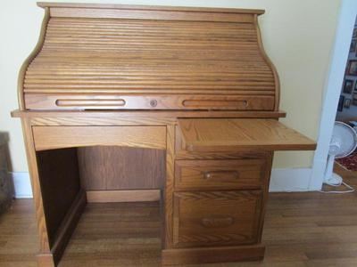 Amish roll top desk  - Practical size (42" W, 48" H, 26" D) and features. Solid oak construction by Amish craftsmen from...