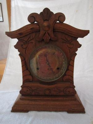 Sale Photo Thumbnail #29: Mantle Clock - New Haven Clock Company, 15"H x 12"W, chimes
