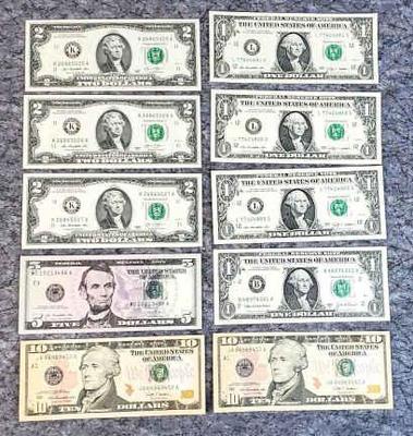 Us bills 1, $2, $5, $10, some consecutive 2009, 2013