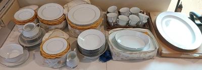 HUGE COLLECTION OF NORITAKE RANIER CHINA SET
