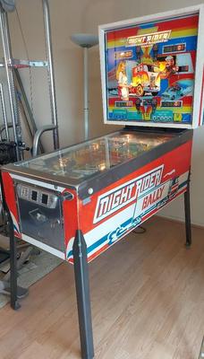 WORKING PINBALL MACHINE "NIGHT RIDER"