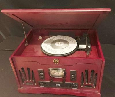 ELECTRO BRAND AM/FM RADIO/CD/RECORD PLAYER
