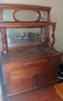 ANTIQUE WOODEN CHINA HUTCH WITH MIRROR