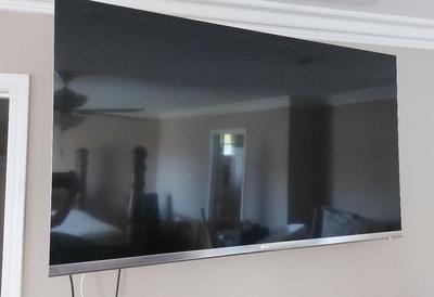 55" LG FLAT SCREEN TV