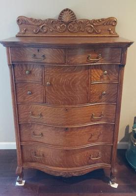 BEAUTIFUL FOOTED VINTAGE TALL BOY DRESSER