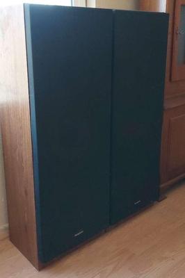 PAIR OF PANASONIC TOWER SPEAKERS