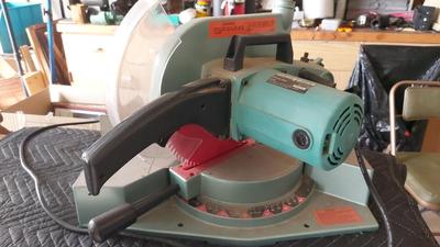 HITACHI 10" COMPOUND SAW