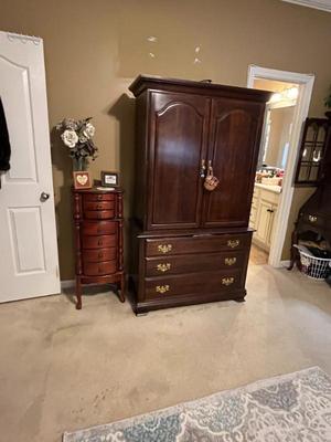 Sale Photo Thumbnail #5