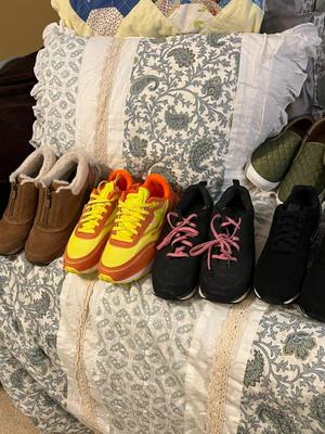 Sale Photo Thumbnail #24