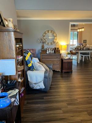 Sale Photo Thumbnail #181
