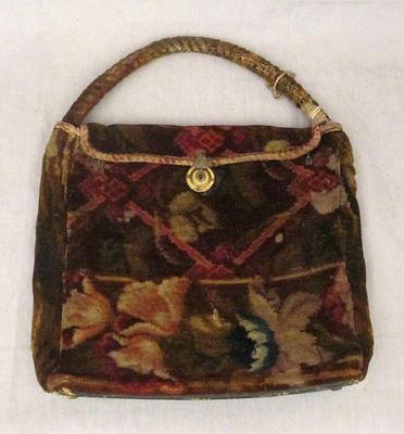 Sale Photo Thumbnail #12: 19th-century carpetbag