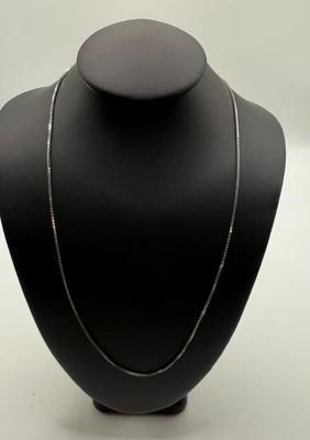 925 Silver Box Chain, 16"L, 2.10 Grams
Lot #: 23