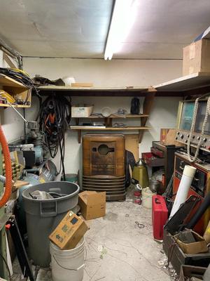 Sale Photo Thumbnail #675