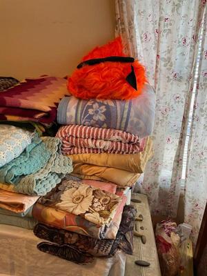 Sale Photo Thumbnail #585