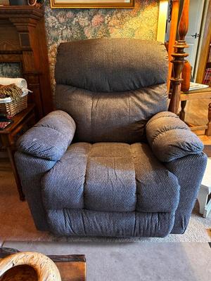 Sale Photo Thumbnail #163