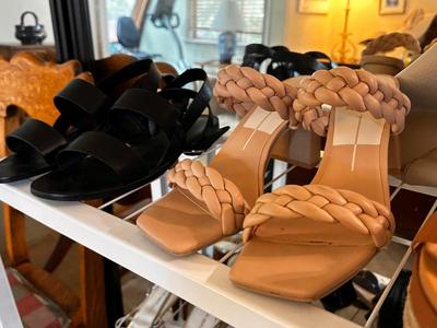 Sale Photo Thumbnail #445