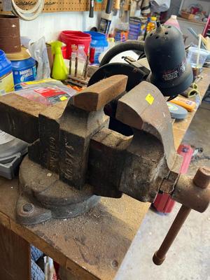 Sale Photo Thumbnail #395