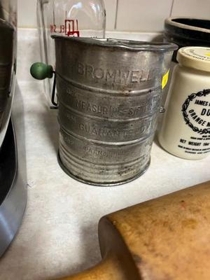 Sale Photo Thumbnail #111
