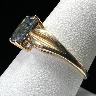 Gold Ring - Gorgeous 10K