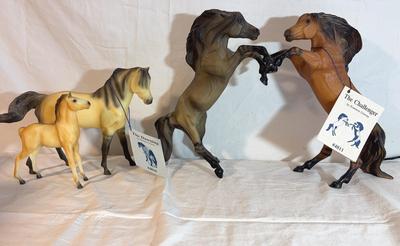 Breyer Messenger Series Mesteño #2
