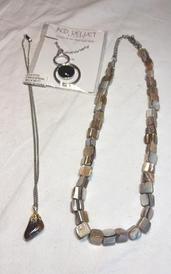 Necklaces With Stones