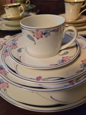Sale Photo Thumbnail #45
