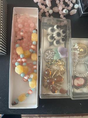 Sale Photo Thumbnail #170