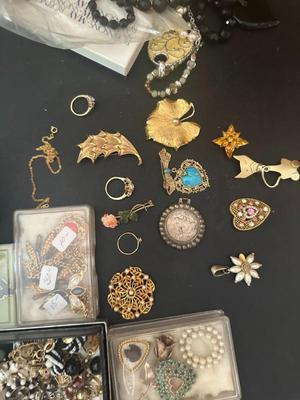 Sale Photo Thumbnail #165