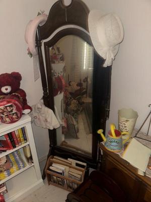 Sale Photo Thumbnail #66