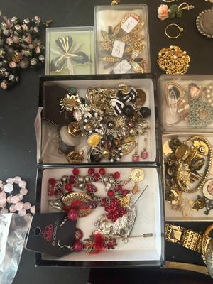 Sale Photo Thumbnail #74