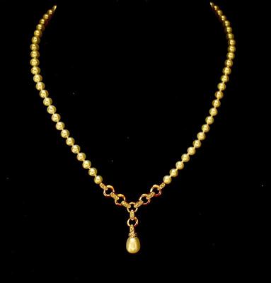 Sale Photo Thumbnail #58: Pearl and 14k necklace