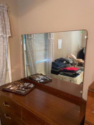 Sale Photo Thumbnail #233