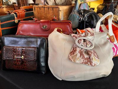 Sale Photo Thumbnail #56