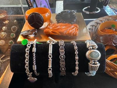 Sale Photo Thumbnail #88