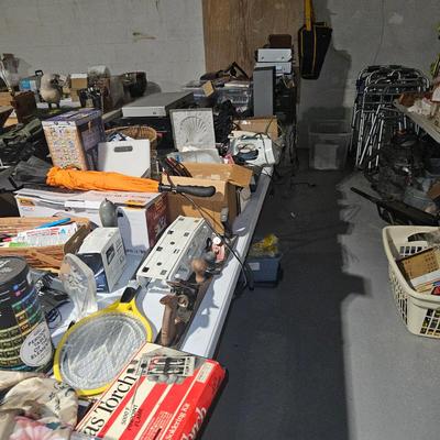Estate sale photo